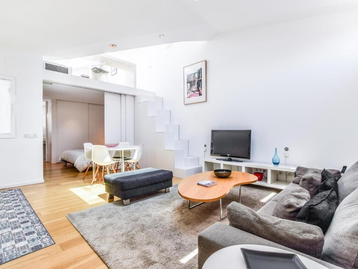 Apartamento De Diseno De Lujo En Lavapies Alquiler Temporal Madrid Exterior foto